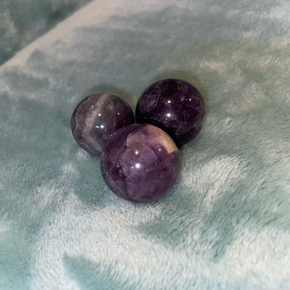 Amethyst spheres
